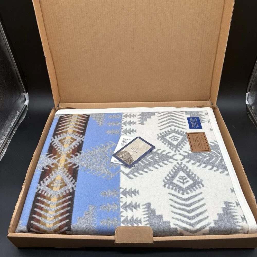Pendleton Silver Bark Robe (64
